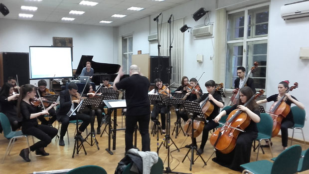 Београдске приче: Земаљска криза небеских тонова